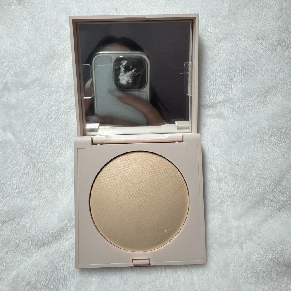 Laura Mercier Real Flawless Luminous Perfecting Pressed Powder - Translucent NIB